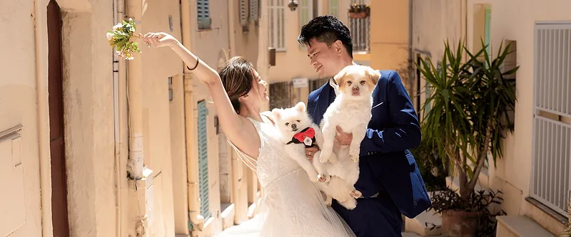 25 Best Wedding Gifts for Couples (Unique Ideas for 2026)