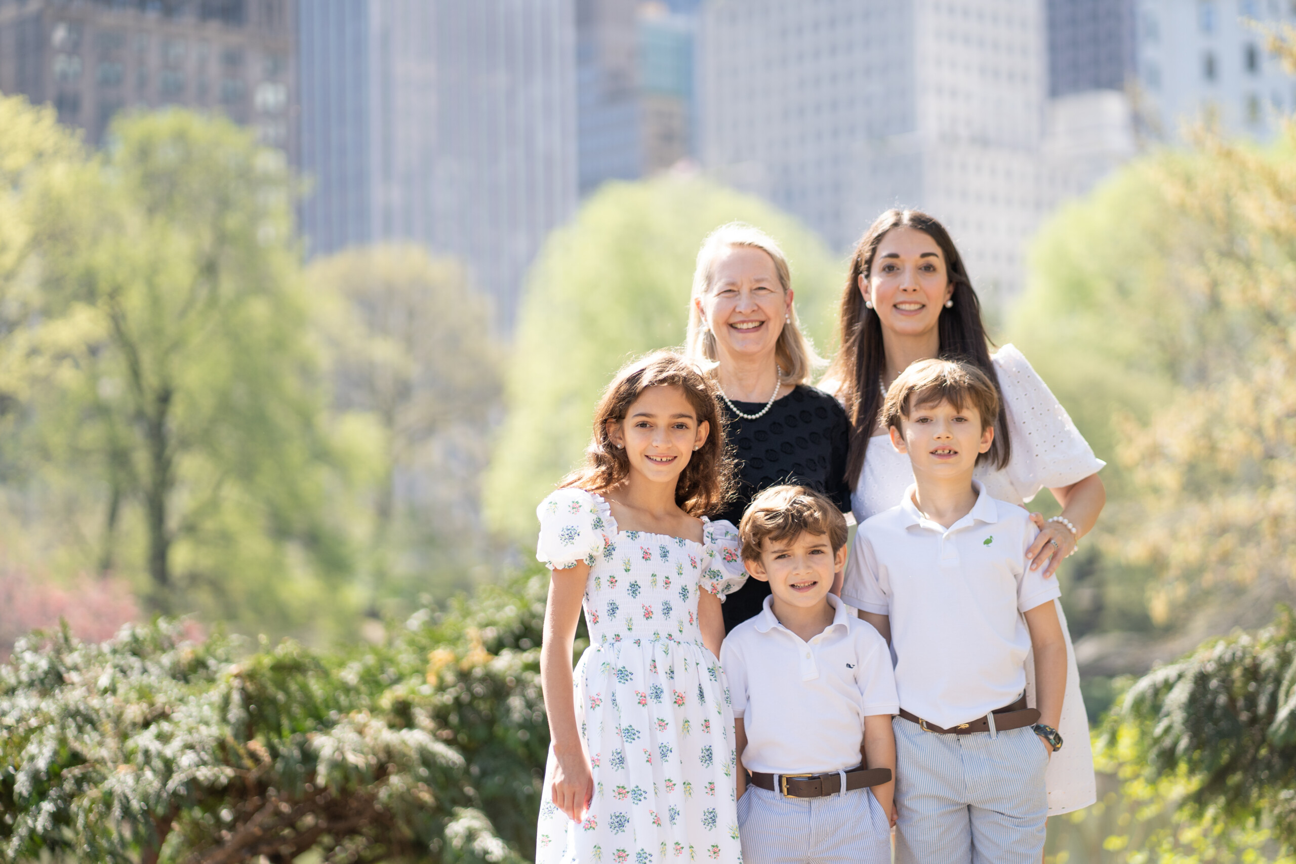 Family photoshoot by Liza, Localgrapher in New York City