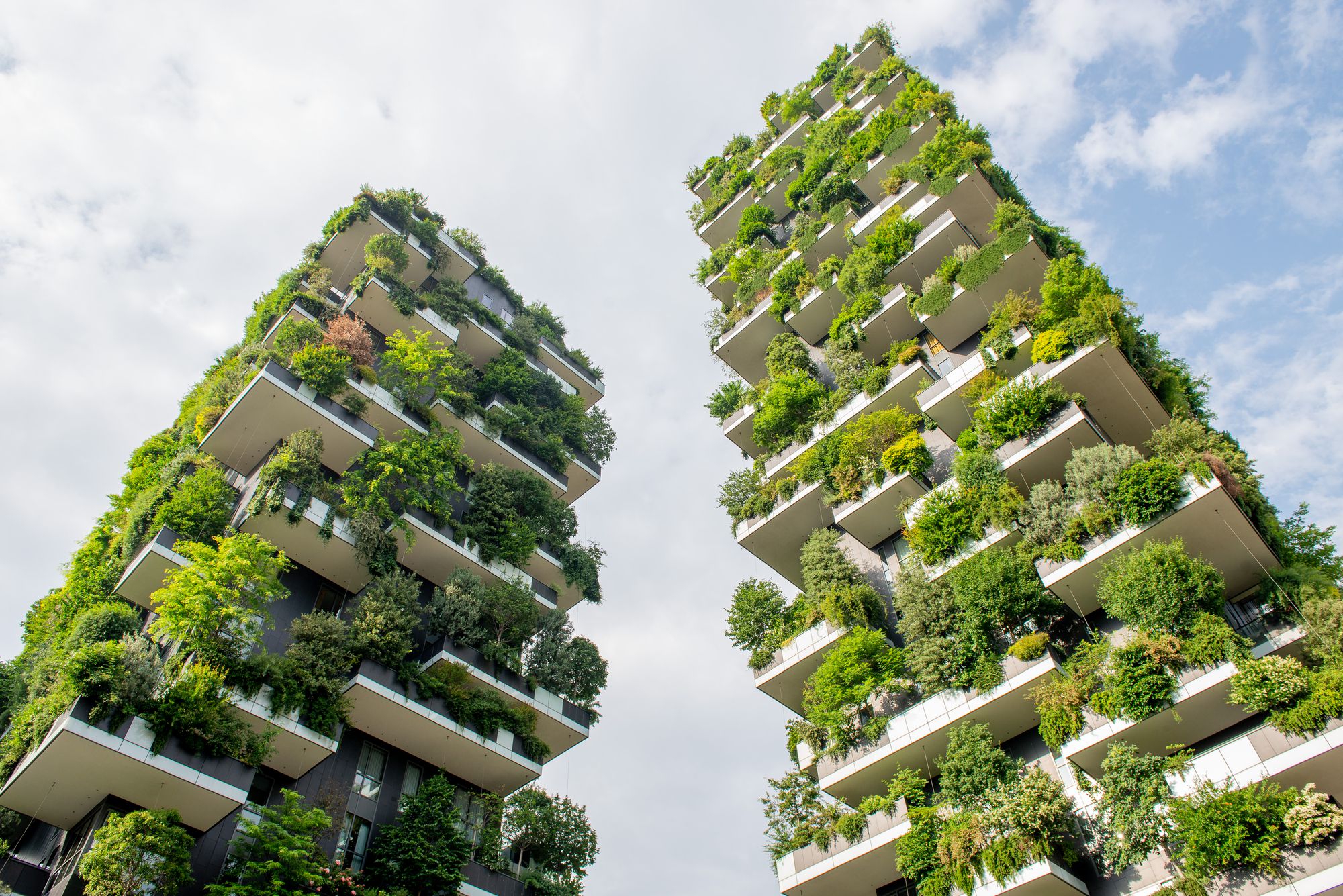 Bosco Verticale & Other Top Photo Spots in Milan | Localgrapher