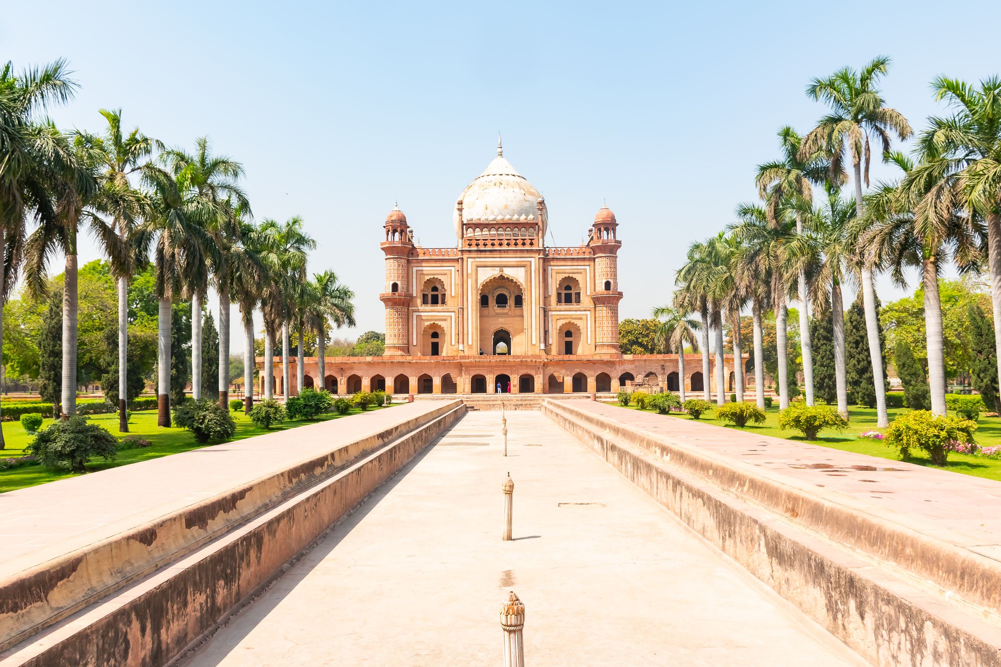 Safdarjung Tomb & Other Top Photo Spots In New Delhi 