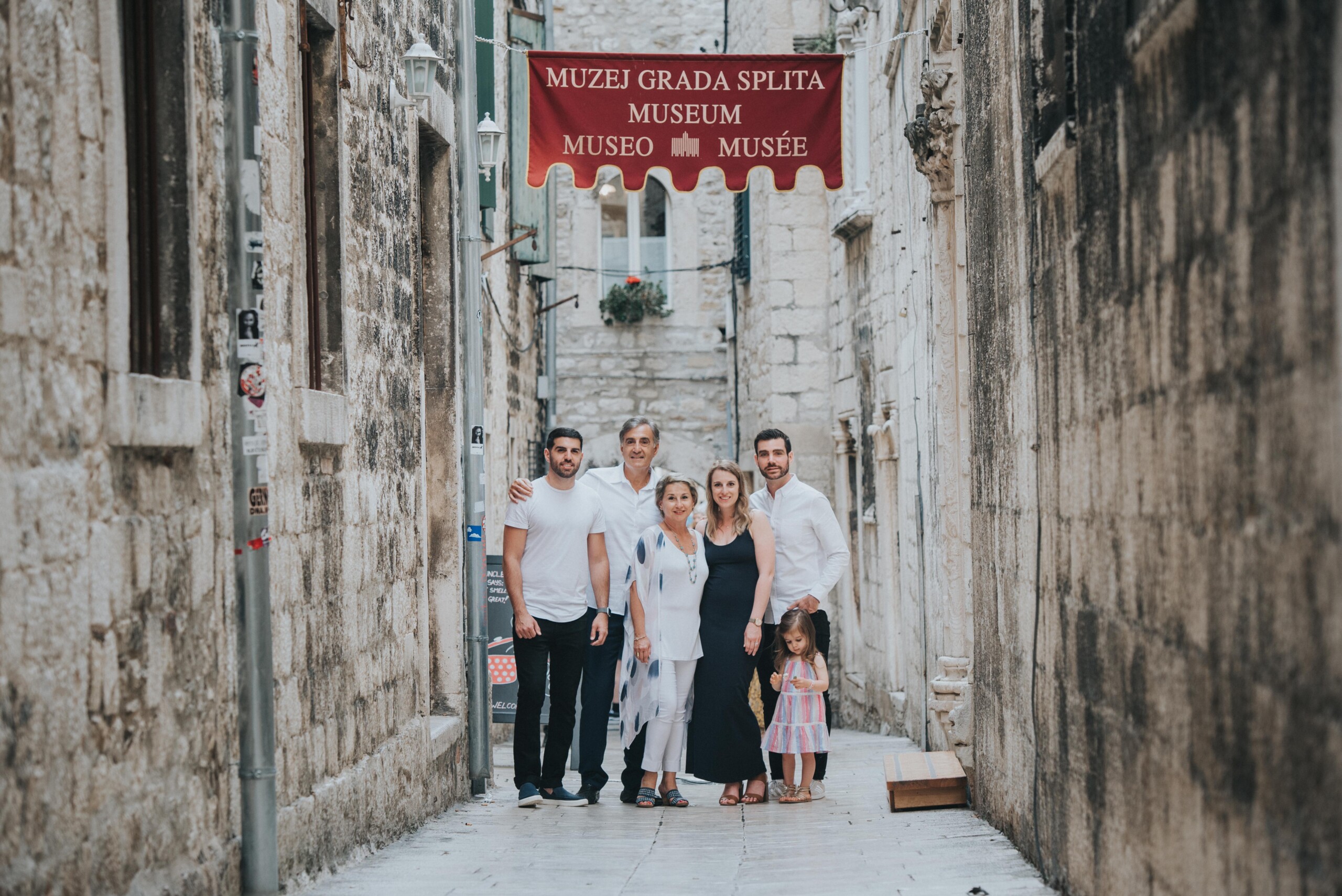 Family photoshoot by Luka, Localgrapher in Split