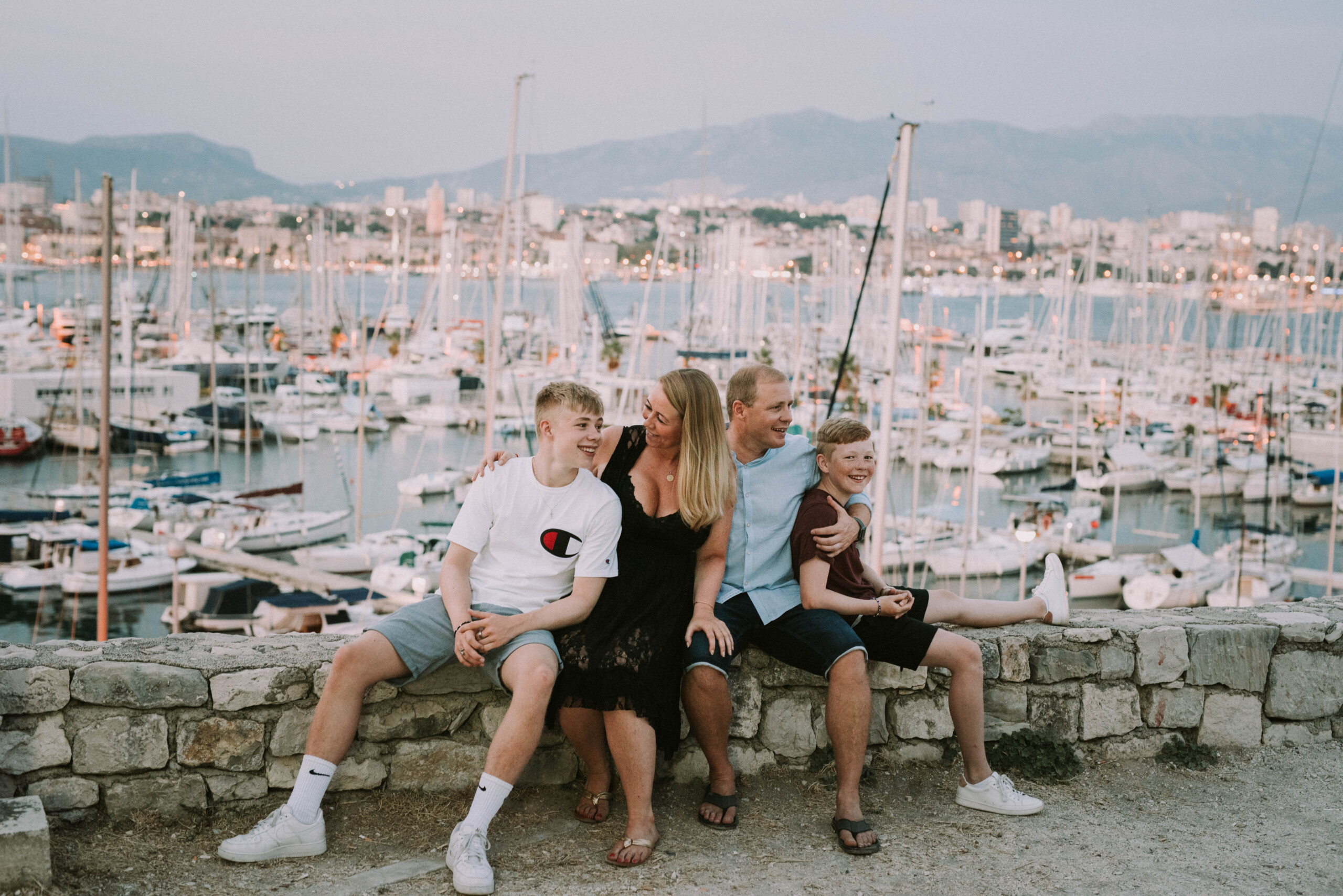 Family photoshoot by Luka, Localgrapher in Split