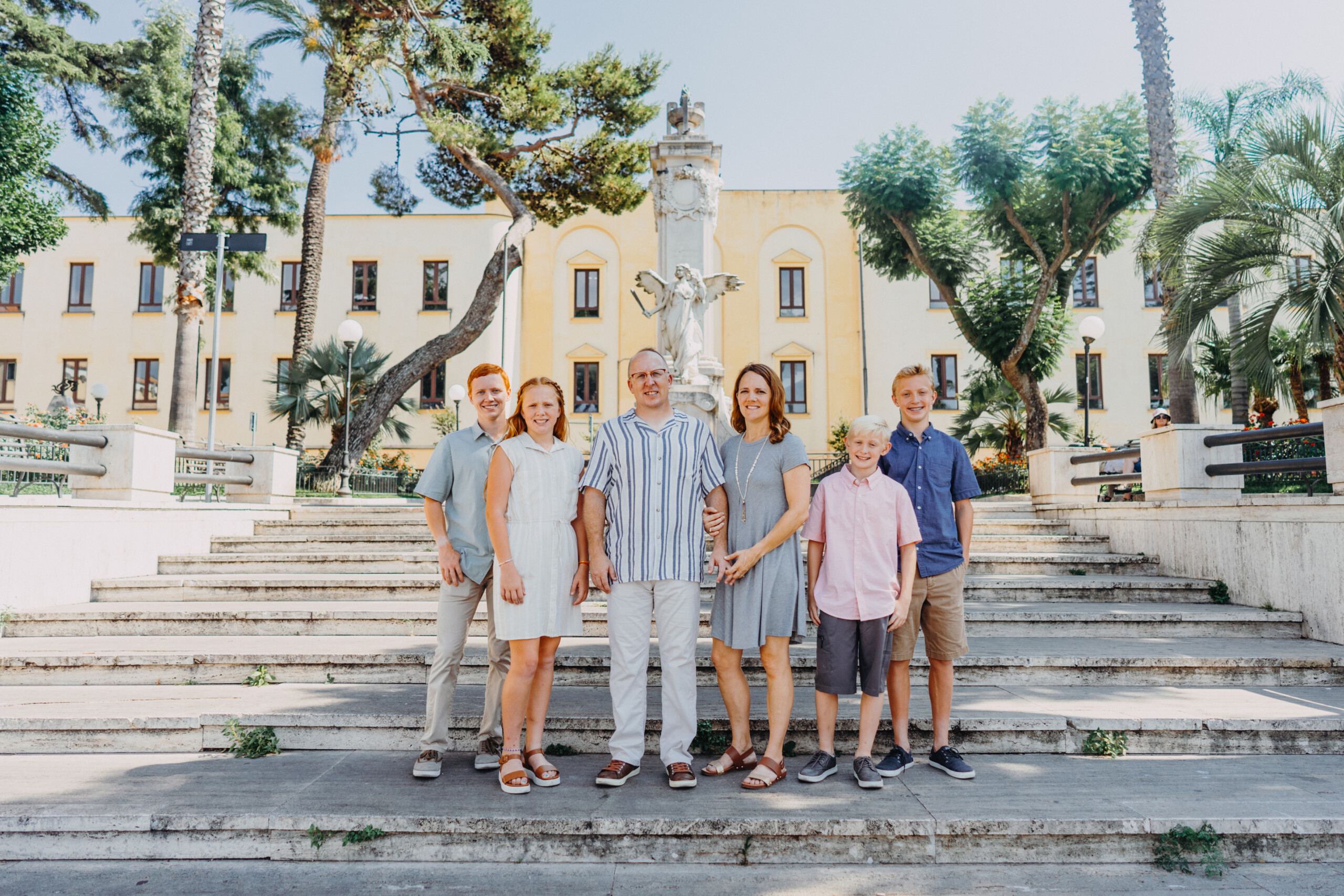 Family photoshoot by Pasquale, Localgrapher in Sorrento