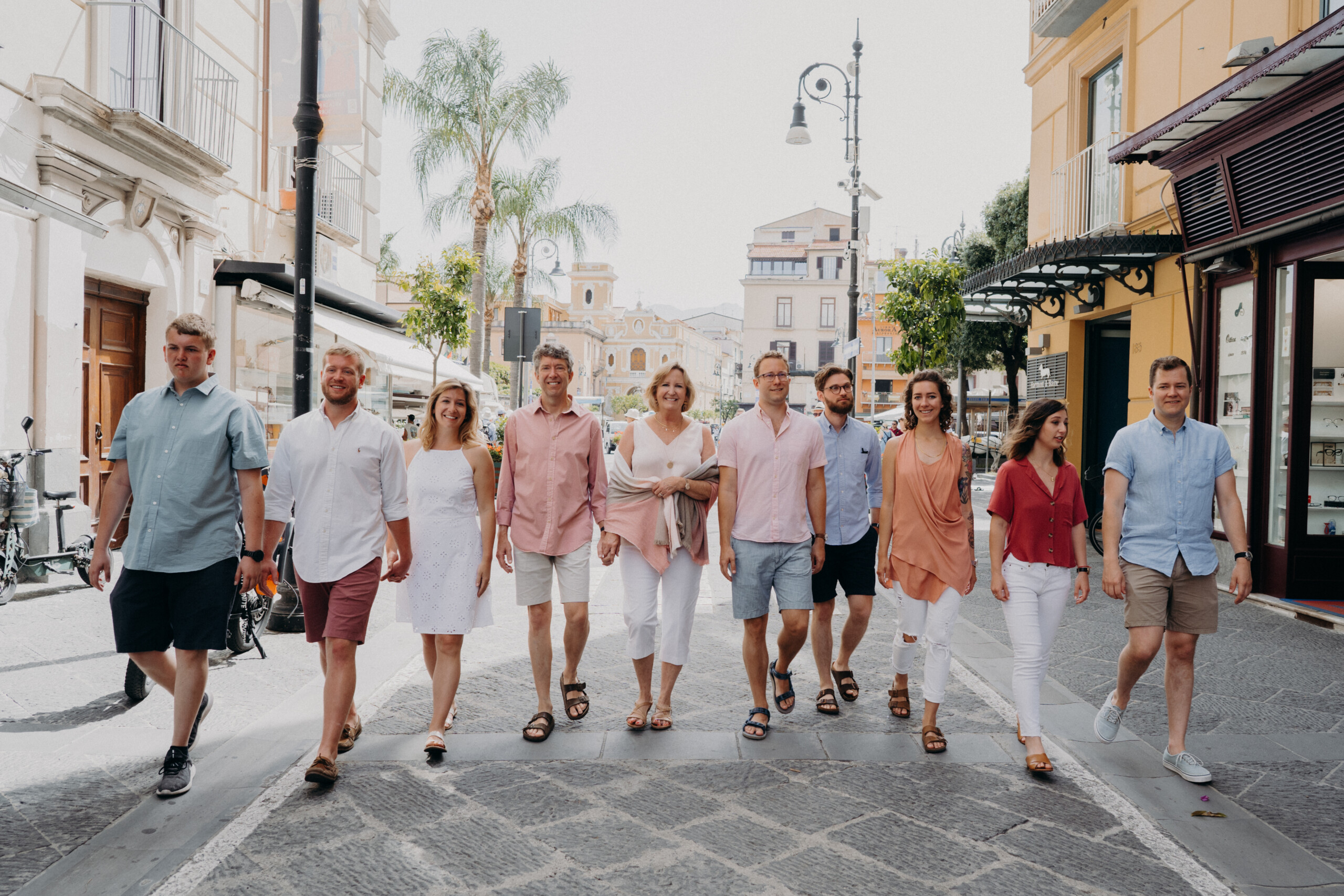 Family photoshoot by Pasquale, Localgrapher in Sorrento