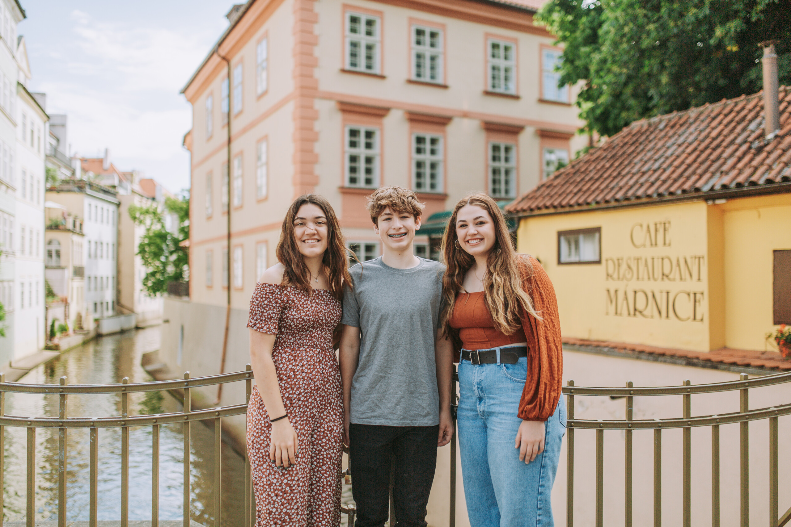 Family photoshoot by Zdenka, Localgrapher in Prague